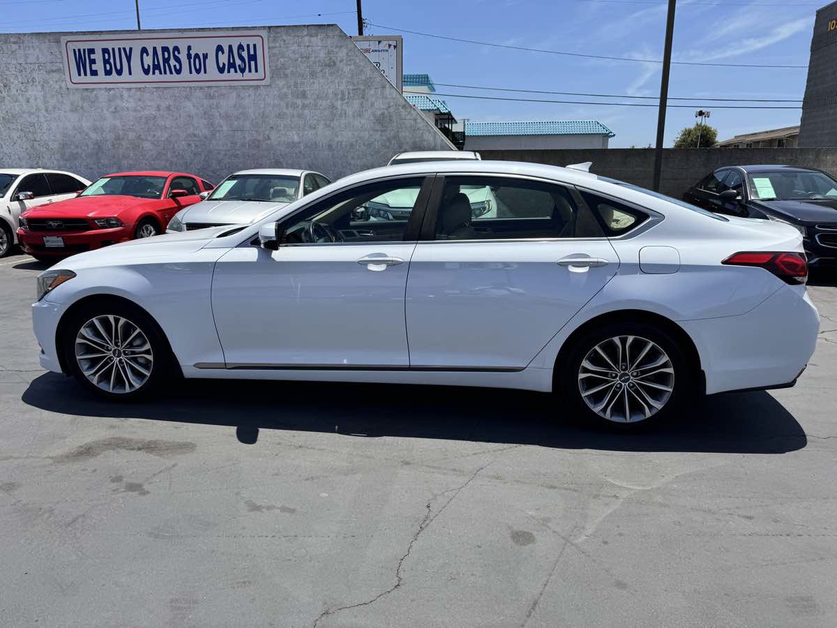 Used 2015 Hyundai Genesis 3.8 RWD image 14