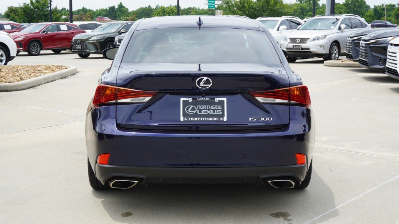 Used 2019 Lexus IS 300 w/ Premium Package RWD image 7