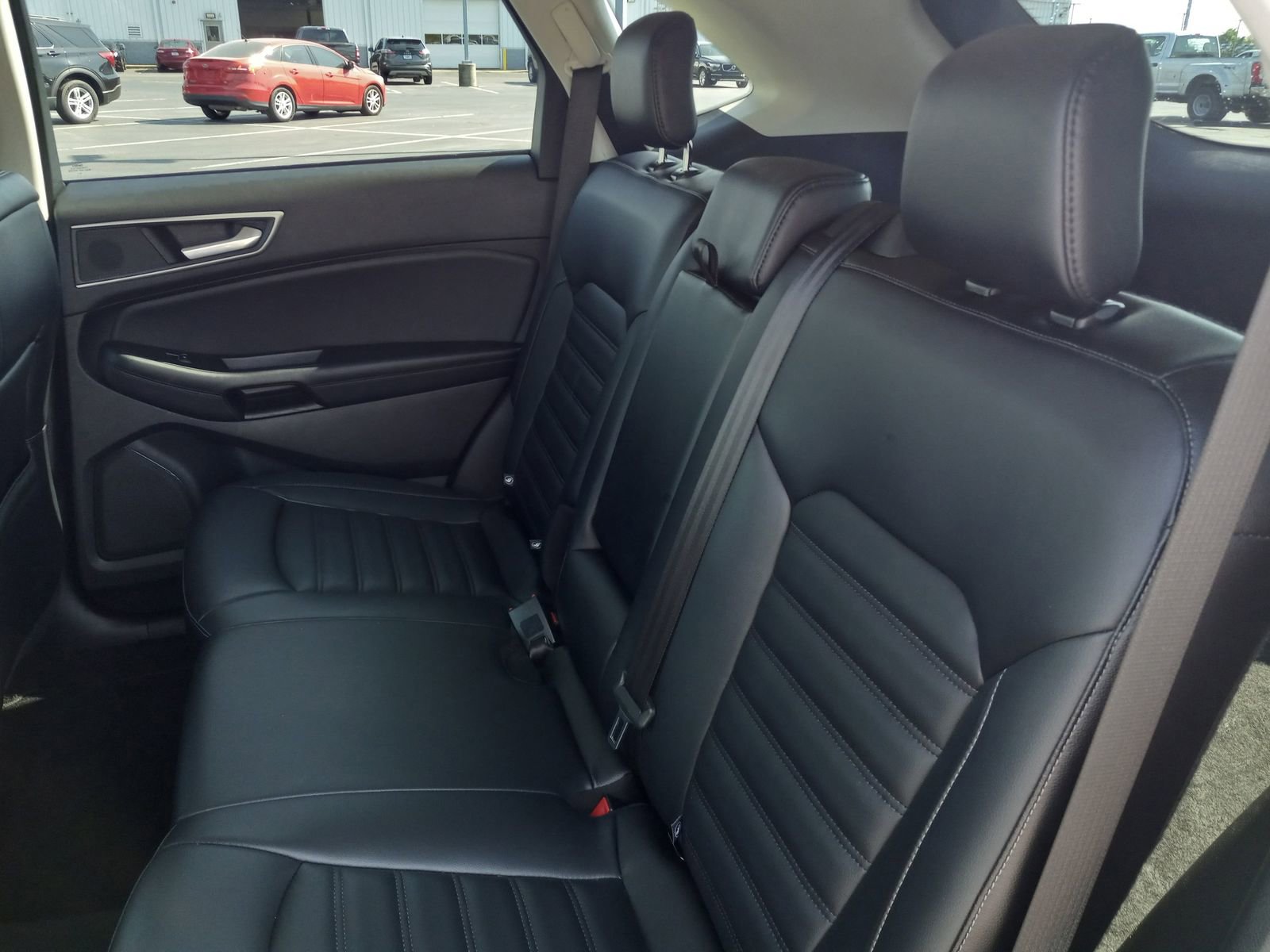 Used 2024 Ford Edge SEL image 14