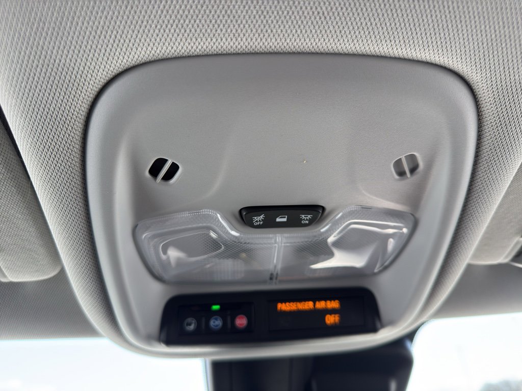 Used 2024 Chevrolet TrailBlazer LT w/ LT Cold Weather Package image 24