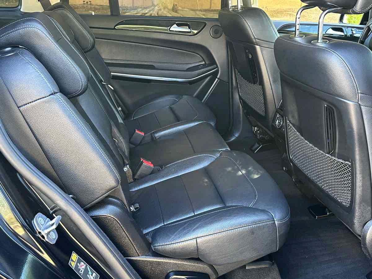 Used 2018 Mercedes-Benz GLS 550 4MATIC w/ Driver Assistance Package image 20