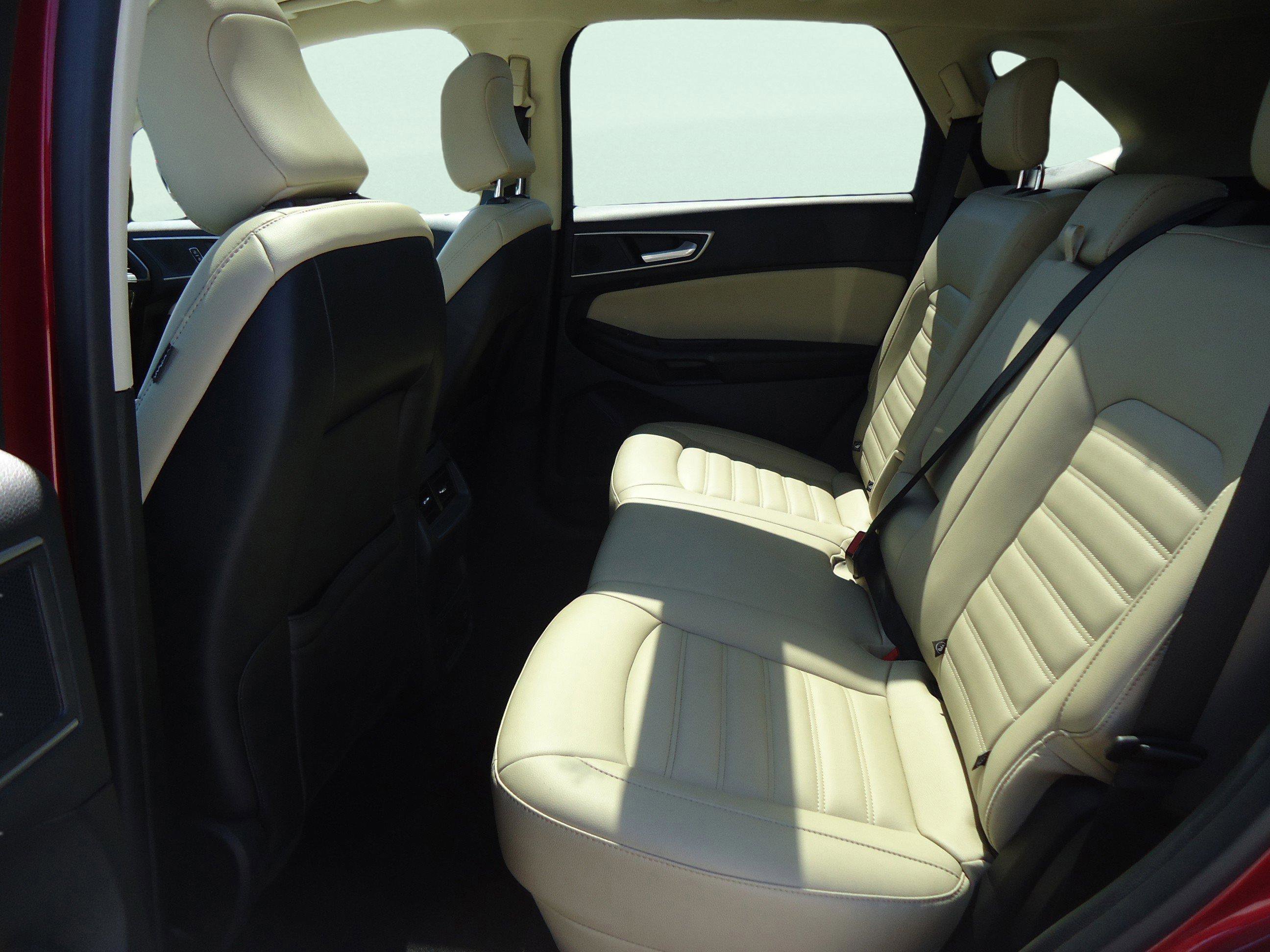 Used 2022 Ford Edge SEL w/ Convenience Package image 28