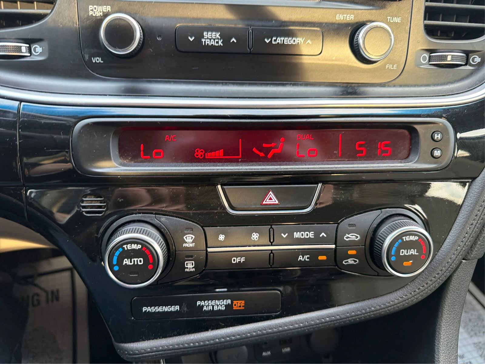 Used 2015 Kia Optima EX w/ EX Premium Package FWD image 30