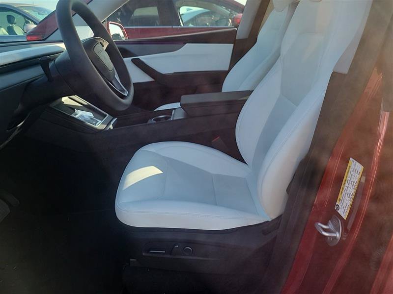 Used 2026 Tesla Model Y Long Range AWD/4WD image 7