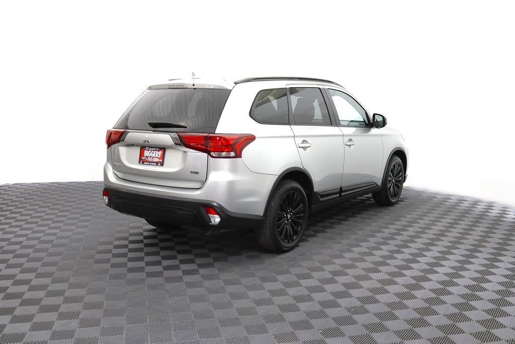 Used 2020 Mitsubishi Outlander LE AWD/4WD image 7