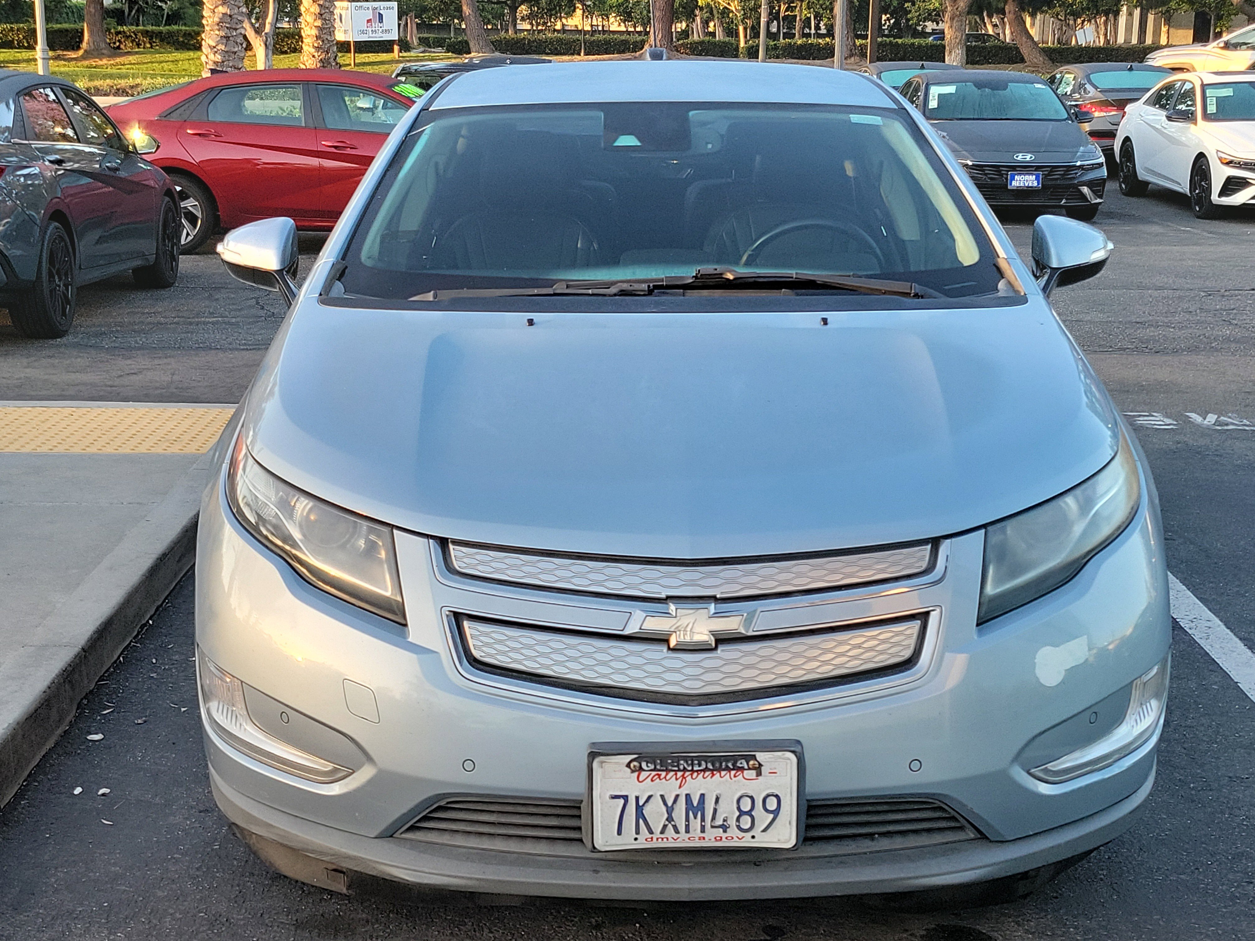 Used 2015 Chevrolet Volt Premium w/ Premium Trim Package FWD image 3