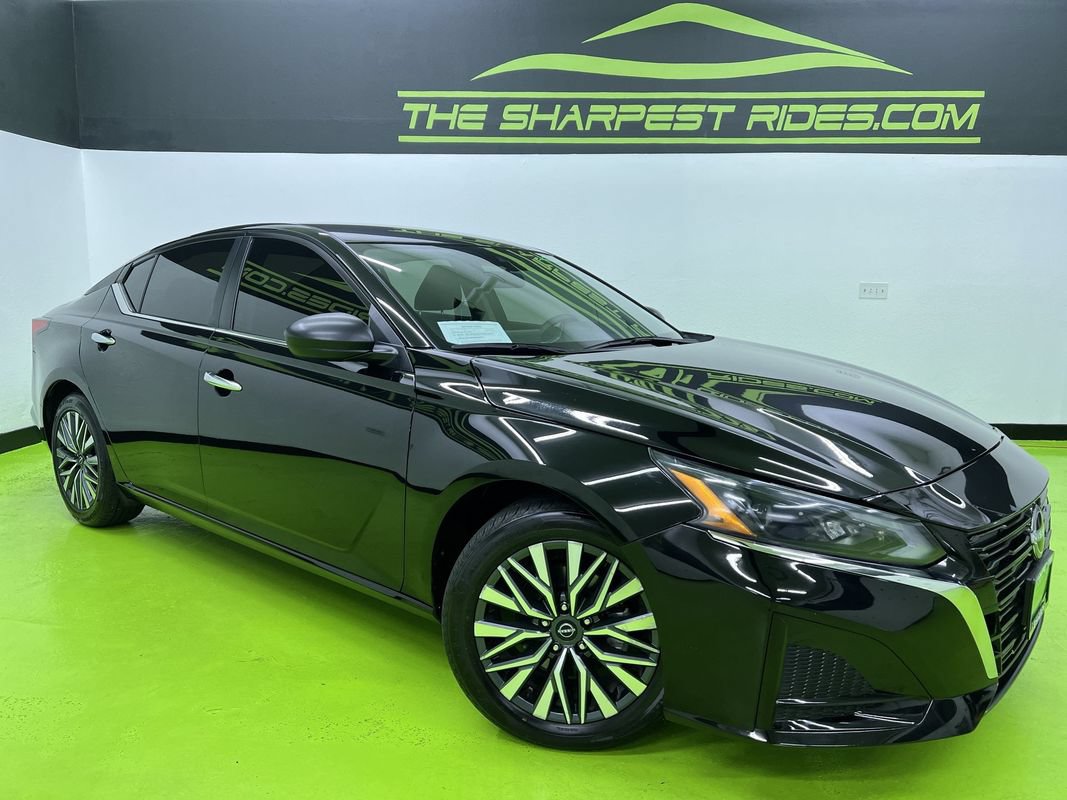 Used 2025 Nissan Altima 2.5 SV