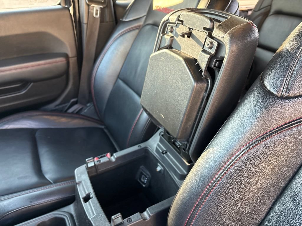 Used 2019 Jeep Wrangler Unlimited Rubicon AWD/4WD image 13