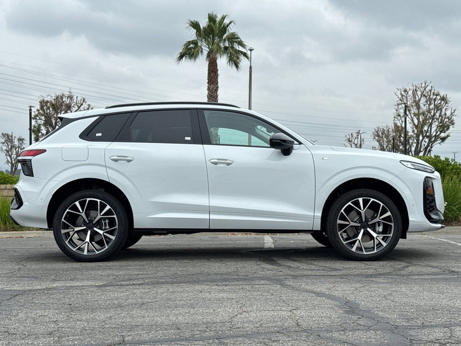 New 2026 Audi Q3 quattro 2.0T image 3