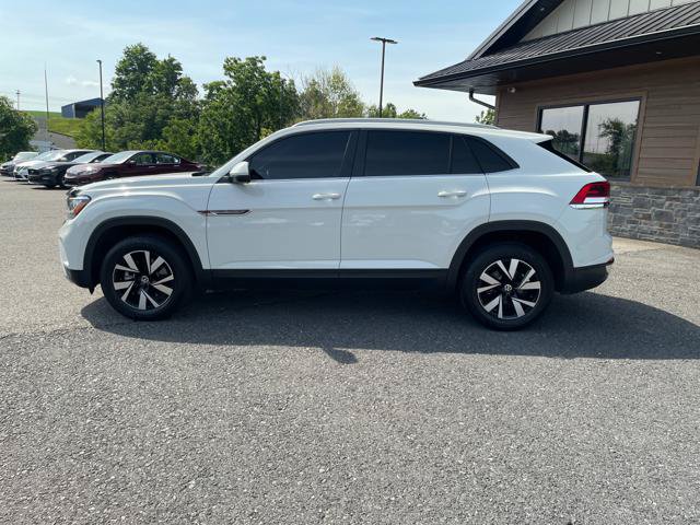 Used 2022 Volkswagen Atlas Cross Sport SE AWD/4WD image 4