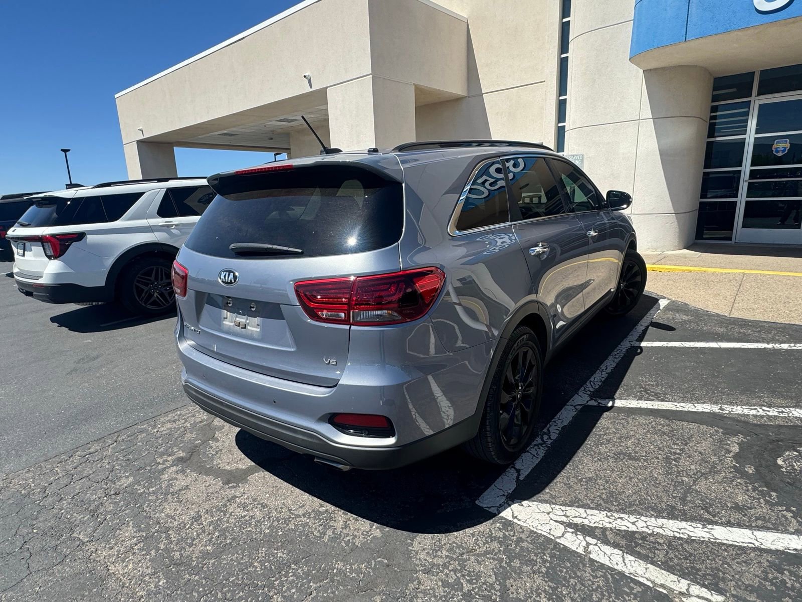 Used 2019 Kia Sorento S image 5
