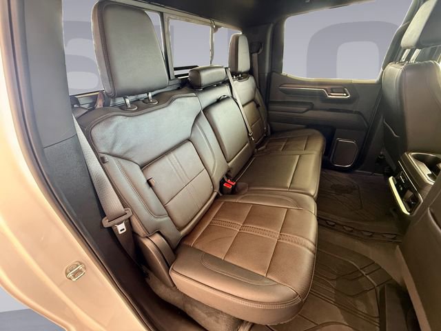 Used 2024 Chevrolet Silverado 1500 High Country w/ High Country Premium Package image 18
