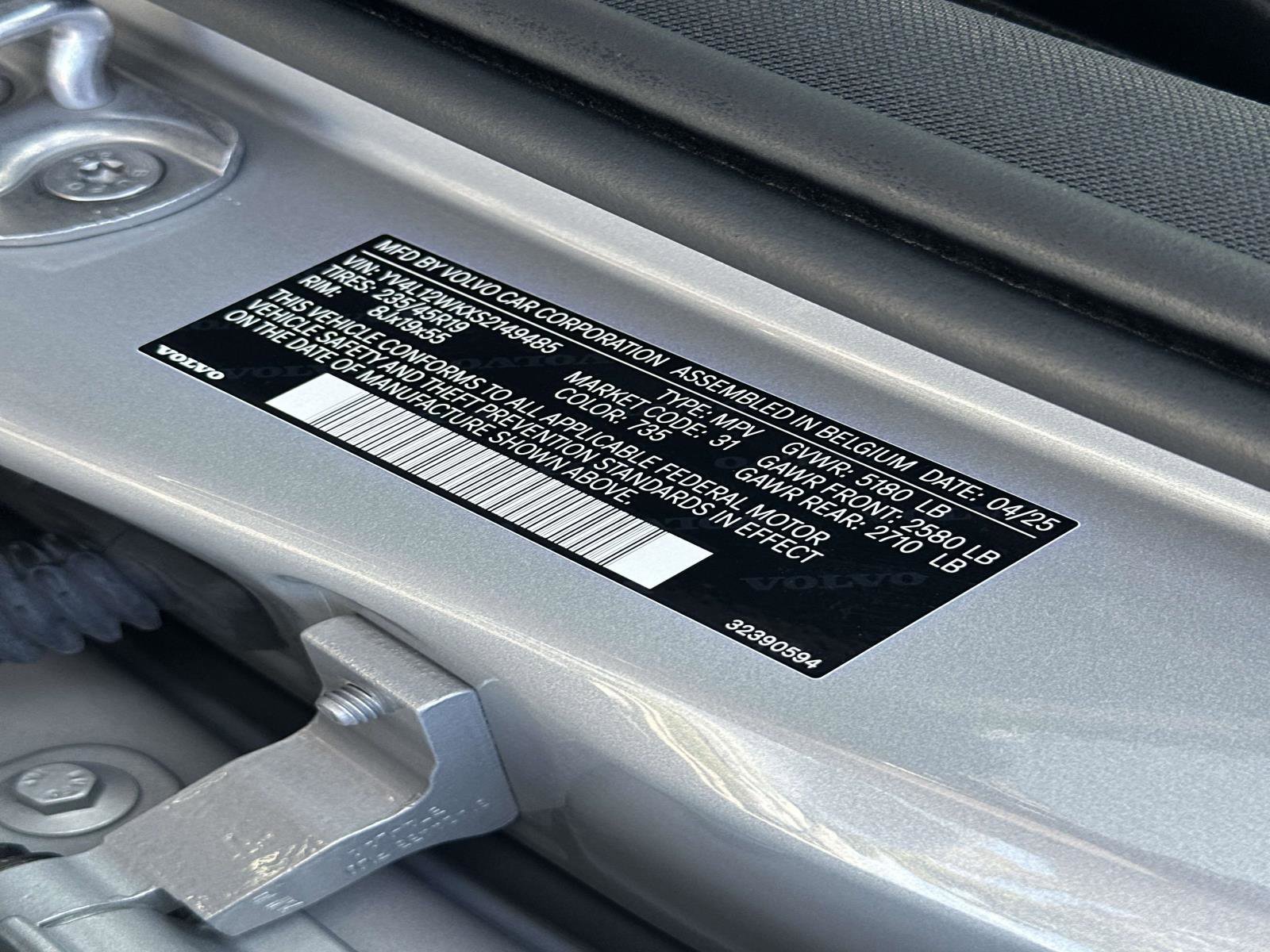 Certified 2025 Volvo V60 B5 Cross Country Plus image 29