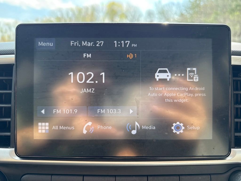 Used 2025 Hyundai Venue SEL image 22