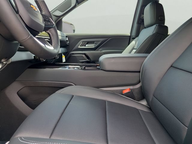 New 2026 Chevrolet Silverado EV LT w/ Plus Package AWD/4WD image 20