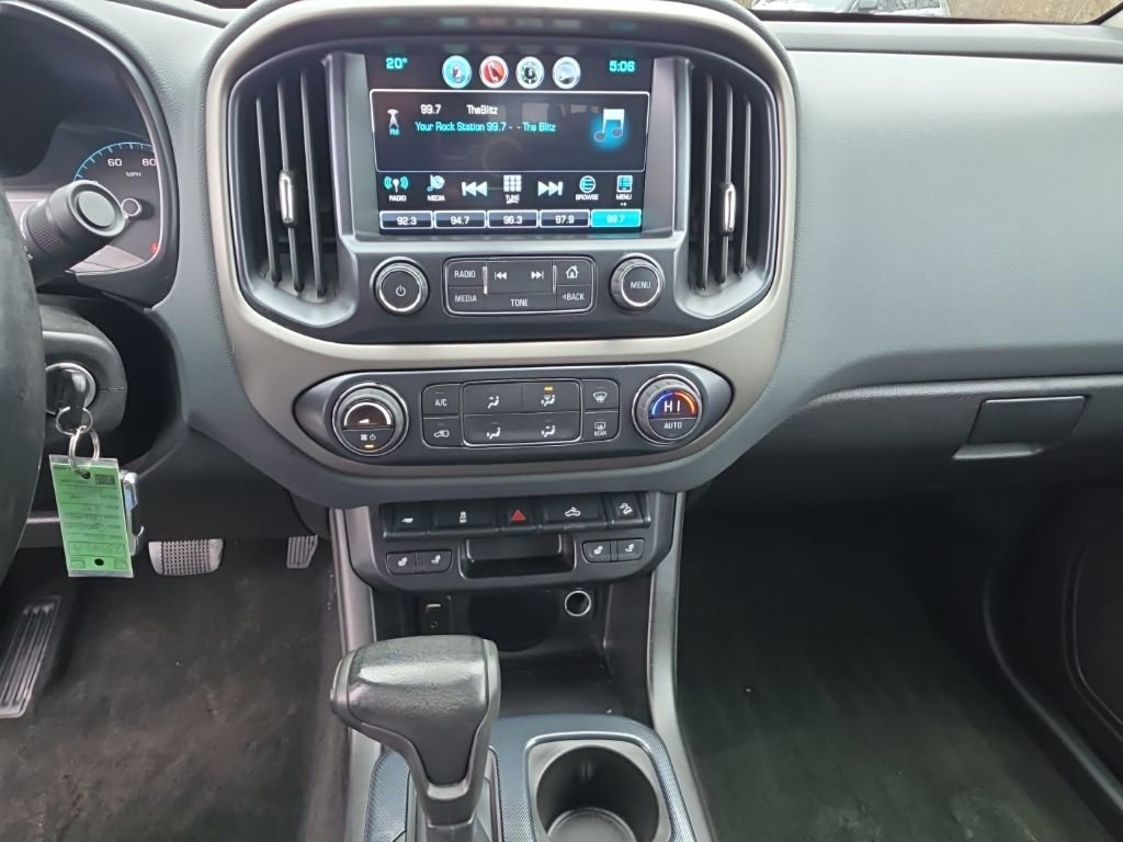 Used 2016 Chevrolet Colorado Z71 image 32