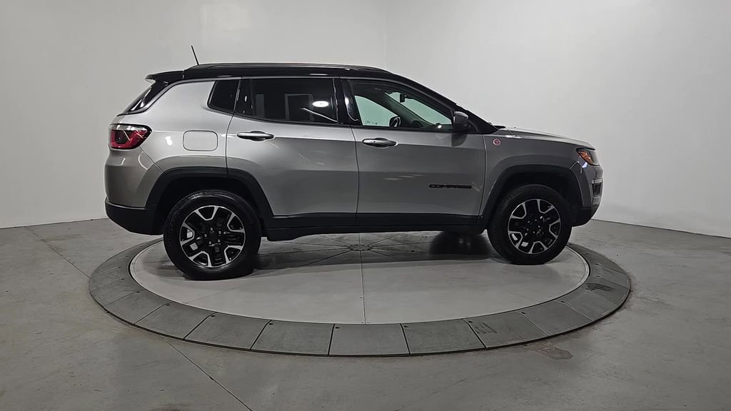 Used 2019 Jeep Compass Trailhawk w/ Cold Weather Group image 7