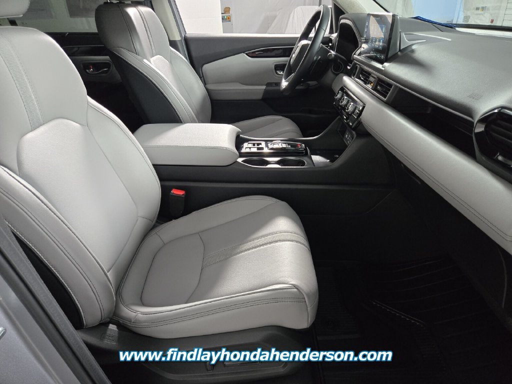 Certified 2025 Honda Pilot EX-L image 23