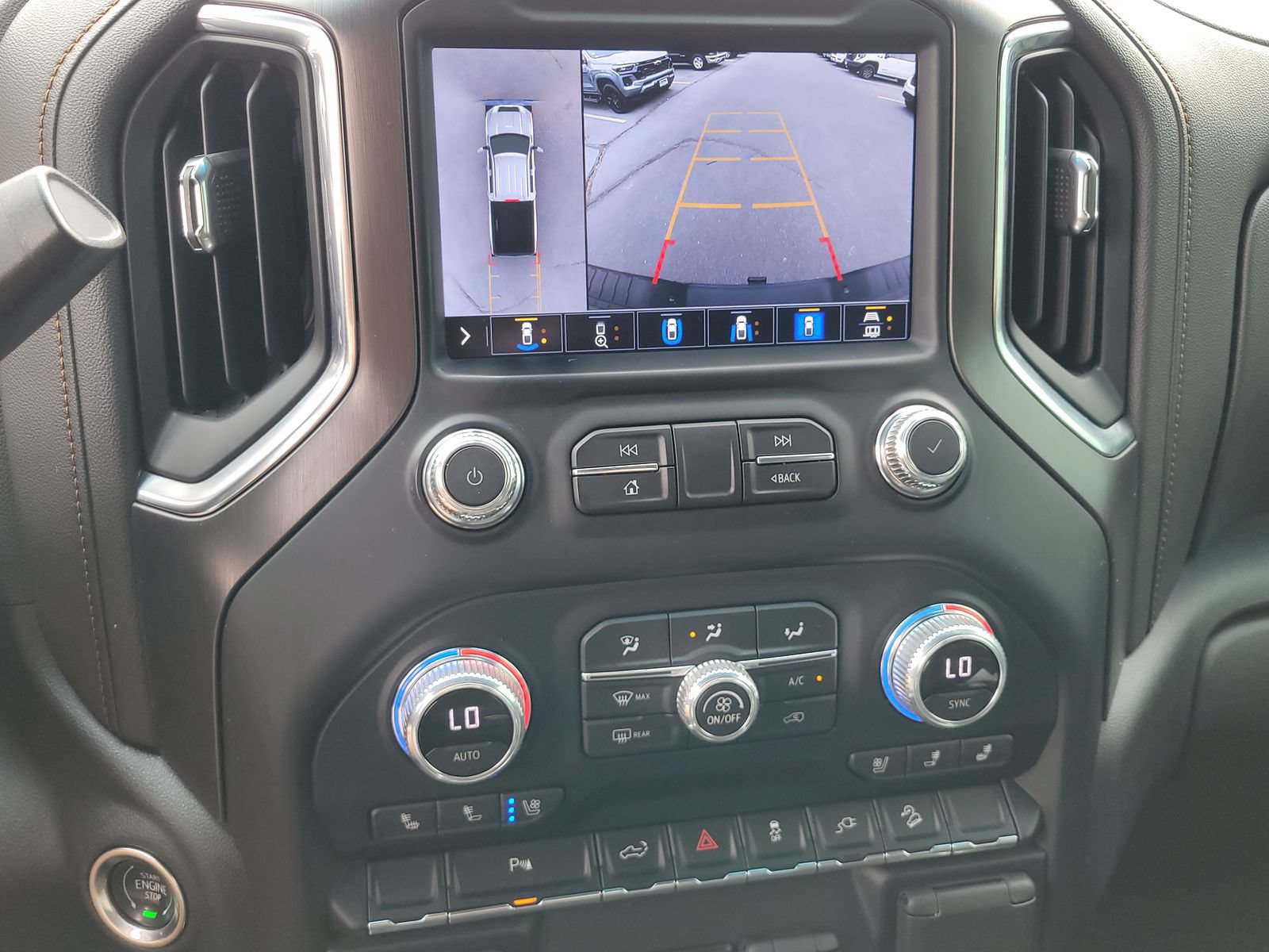 Used 2022 GMC Sierra 2500 AT4 w/ AT4 Preferred Package AWD/4WD image 20