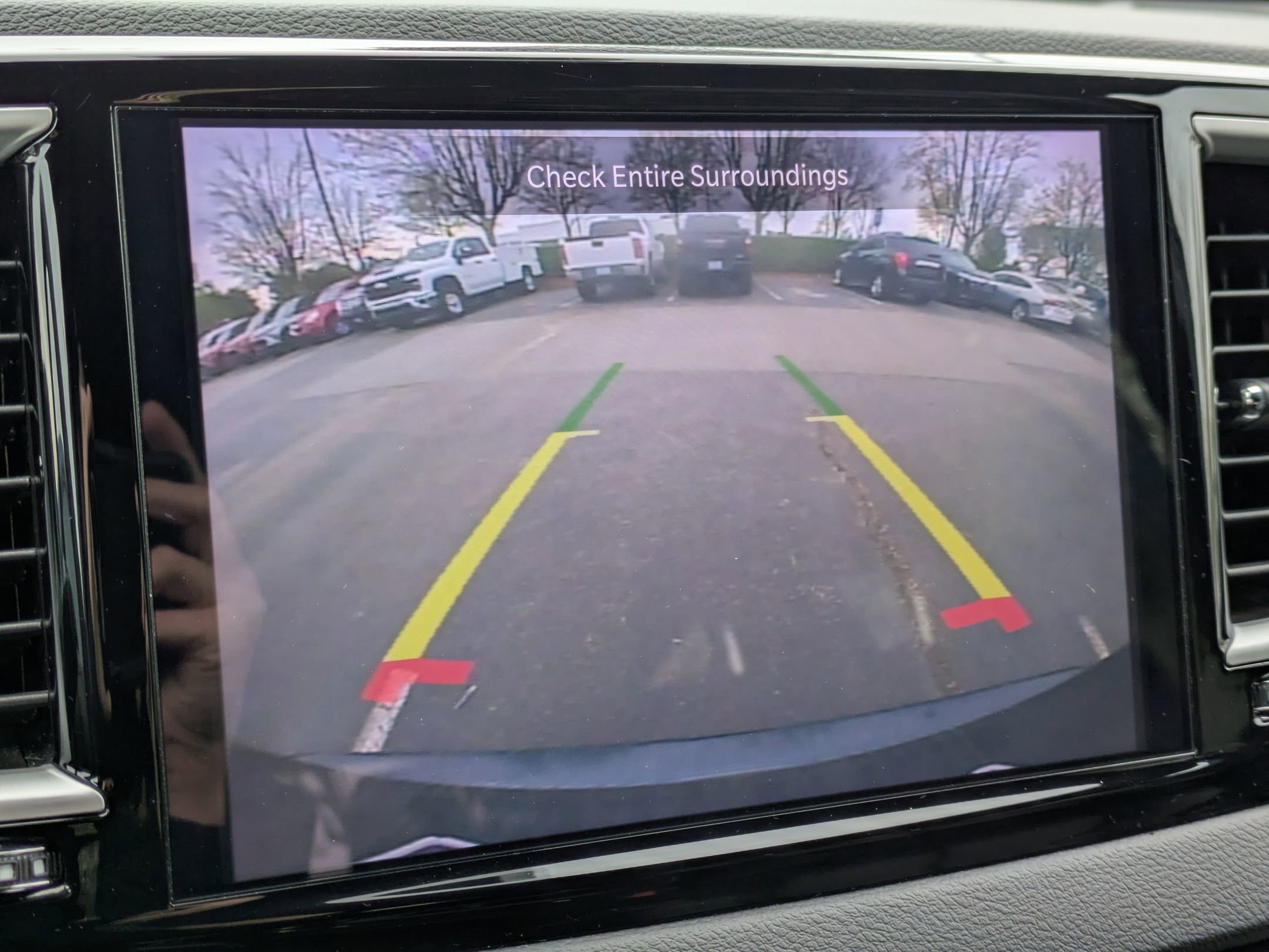 Used 2025 Chrysler Pacifica Select image 25