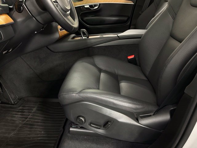 Certified 2024 Volvo XC90 T8 Plus w/ Protection Package Premier AWD/4WD image 26