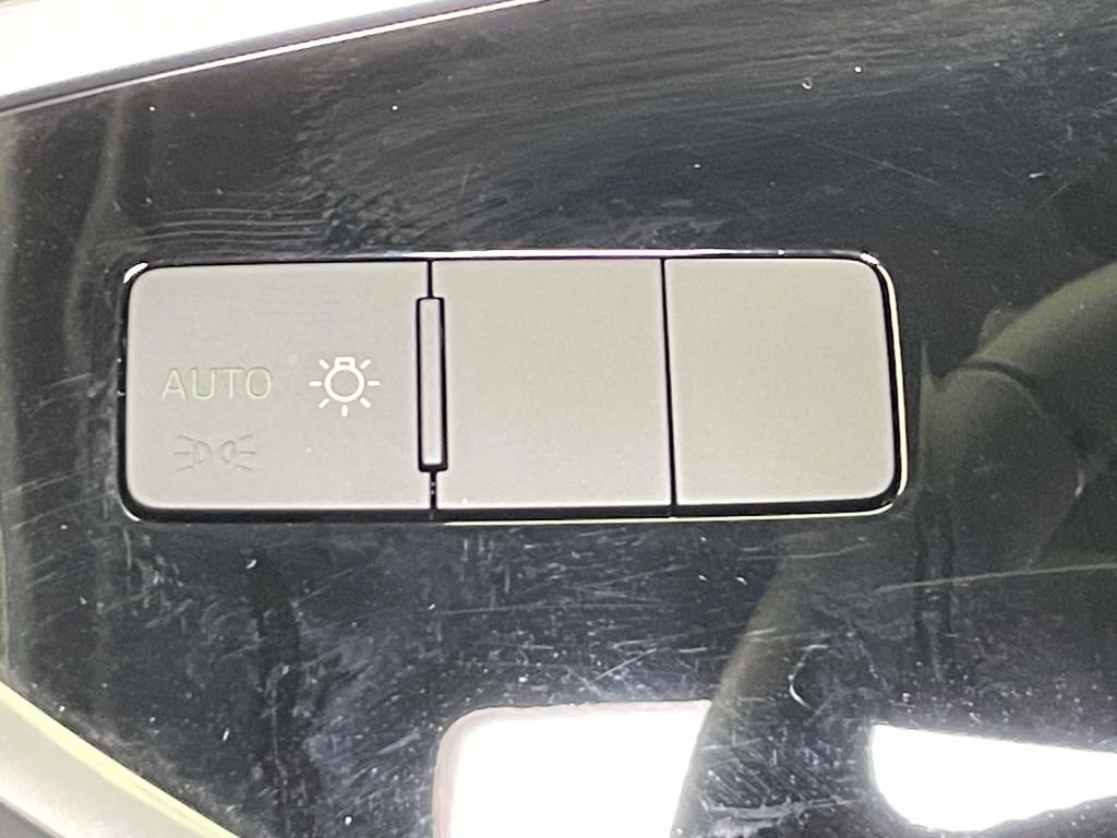 Certified 2022 Audi Q3 2.0T Premium w/ Convenience Package image 36