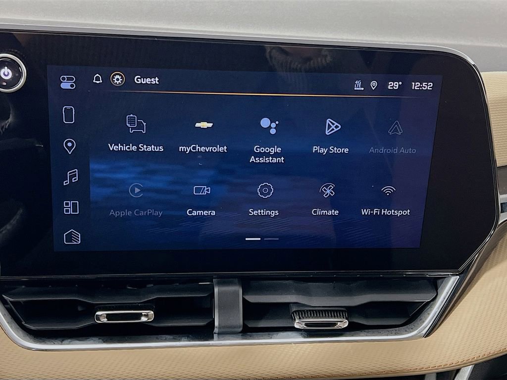 New 2026 Chevrolet Equinox ACTIV w/ Safety and Technology Package image 14