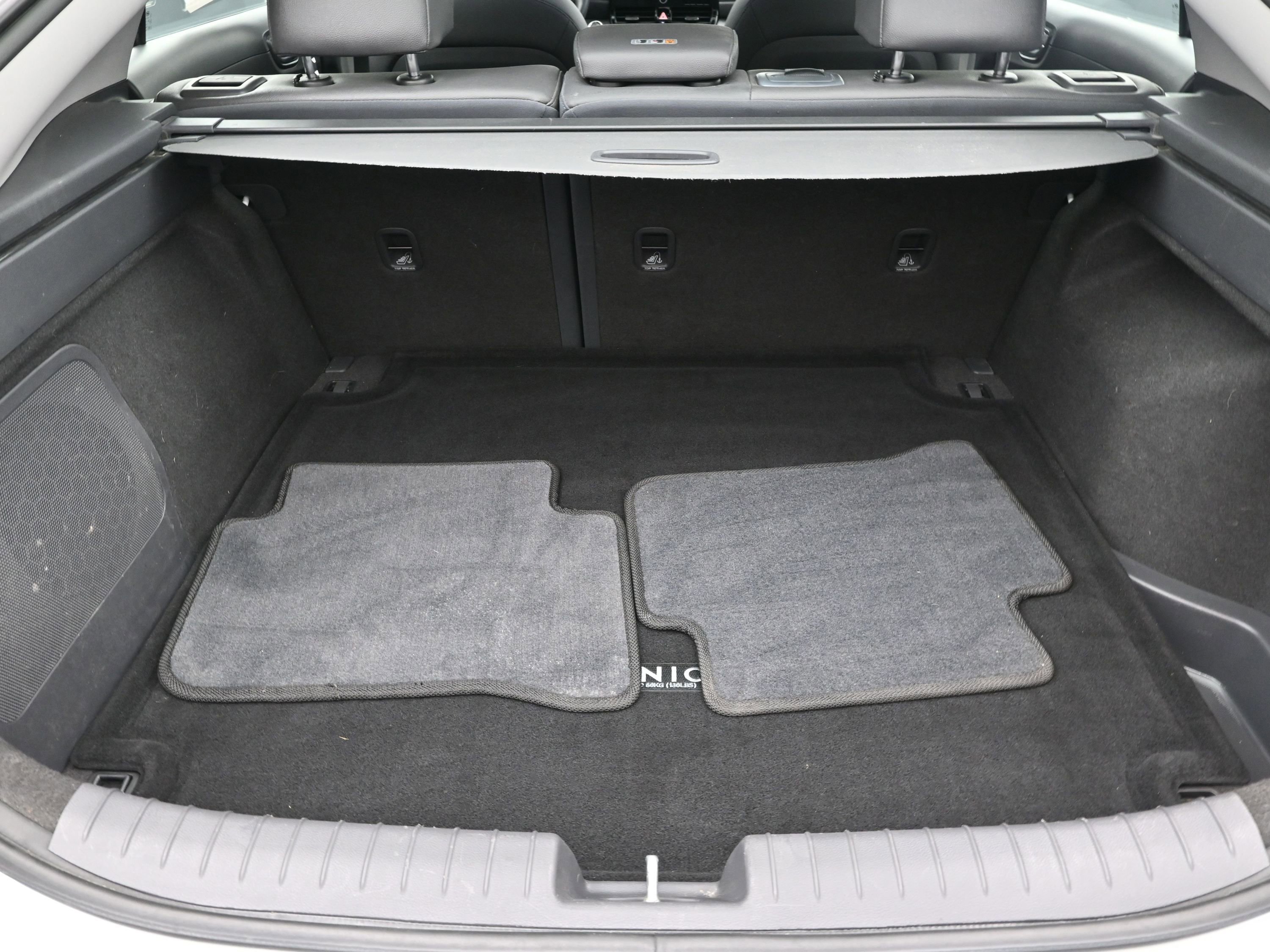 Used 2020 Hyundai Ioniq Limited image 23