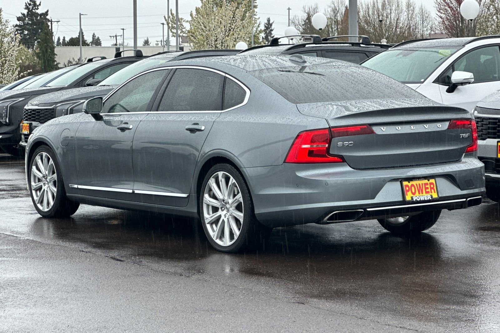 Used 2018 Volvo S90 T8 Inscription w/ Convenience Package image 6