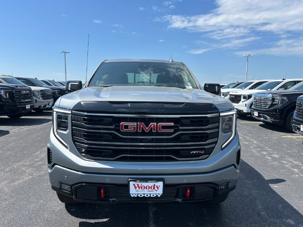 New 2026 GMC Sierra 1500 AT4 w/ AT4 Premium Package AWD/4WD image 4