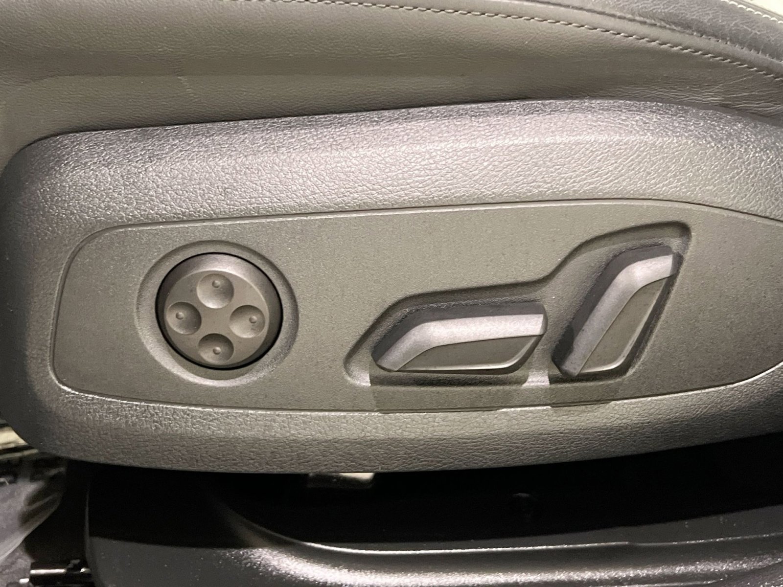 Used 2021 Audi A4 2.0T Premium Plus w/ Premium Plus Package image 23