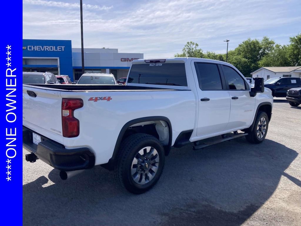 Used 2023 Chevrolet Silverado 2500 Custom w/ Custom Value Package AWD/4WD image 4