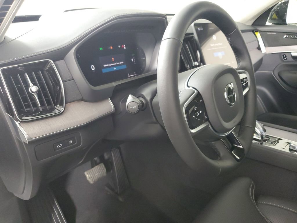New 2026 Volvo XC90 T8 Ultra w/ Lounge Package image 23