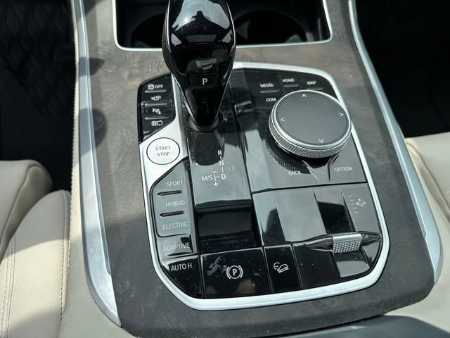 Used 2022 BMW X5 xDrive45e w/ M Sport Package AWD/4WD image 22