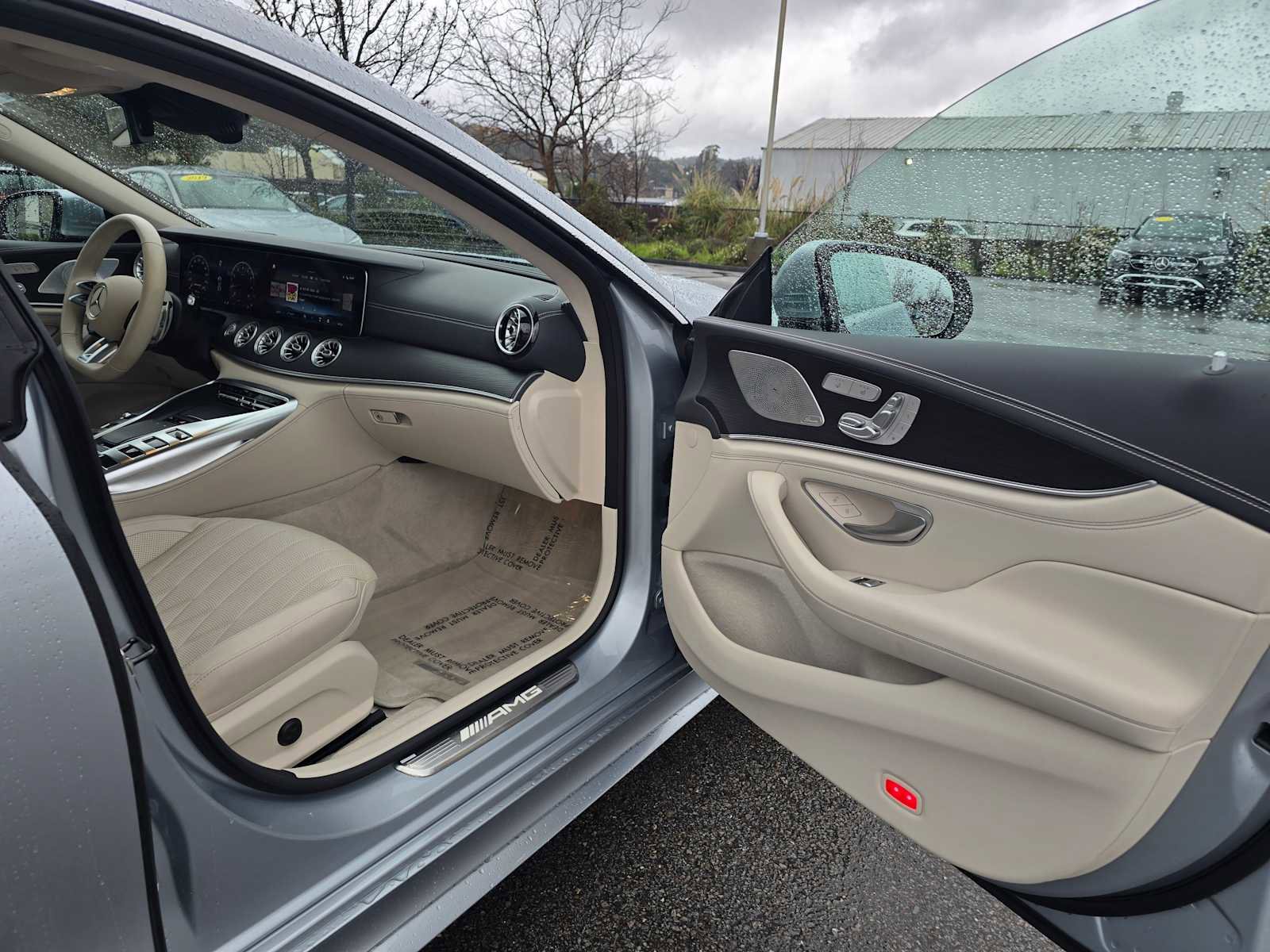 Used 2024 Mercedes-Benz AMG GT 43 image 12