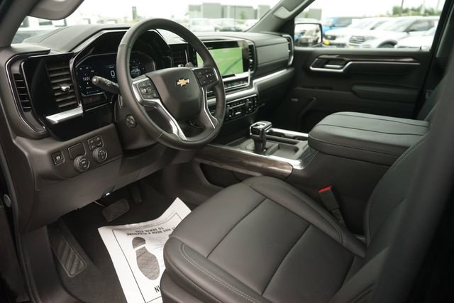 Used 2026 Chevrolet Silverado 1500 LTZ w/ LTZ Premium Texas Edition RWD image 8