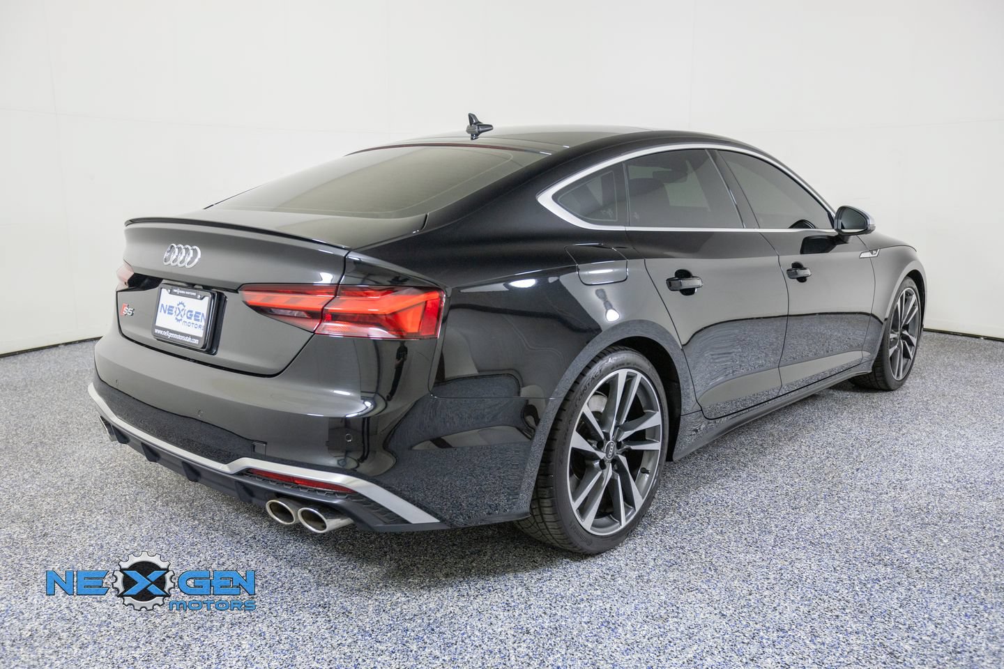 Used 2024 Audi S5 Premium Plus w/ Premium Plus Package AWD/4WD image 8