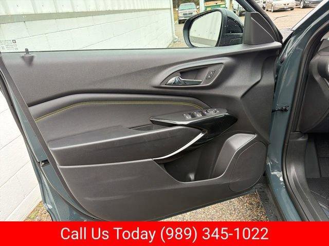 New 2026 Chevrolet Trax LT w/ Midnight Edition image 26