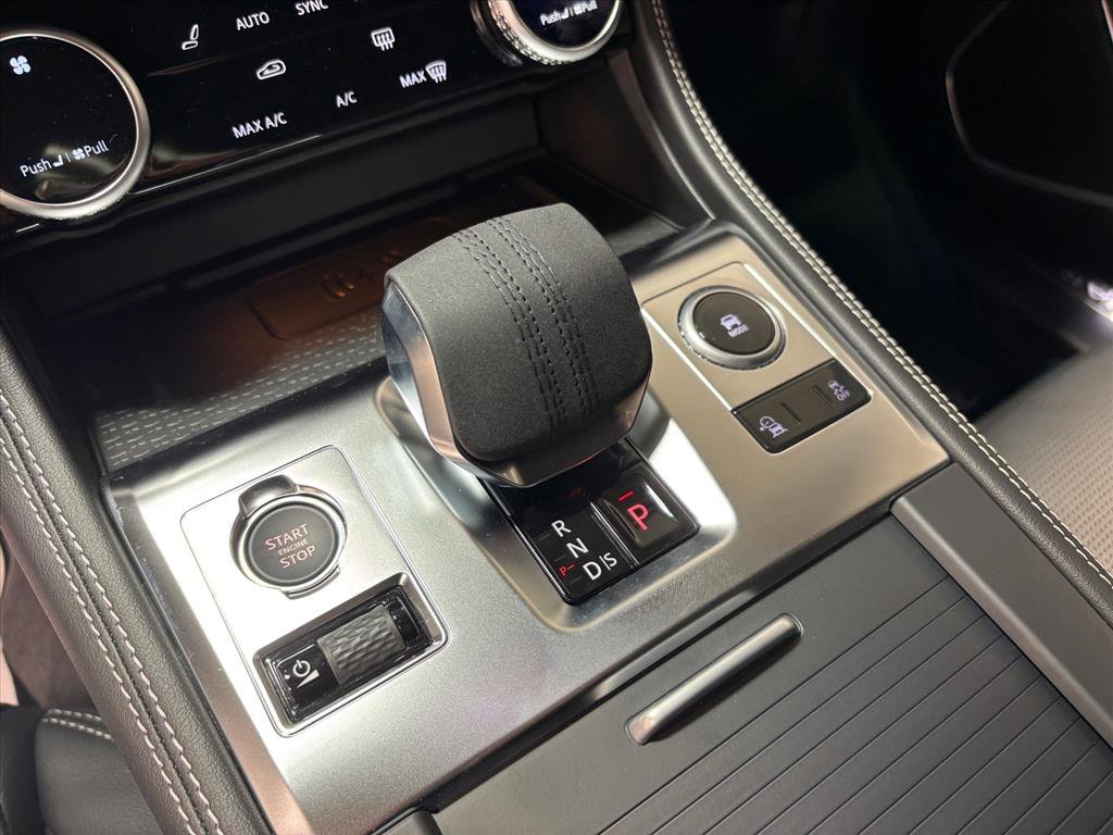 New 2026 Jaguar F-PACE R-Dynamic S image 15