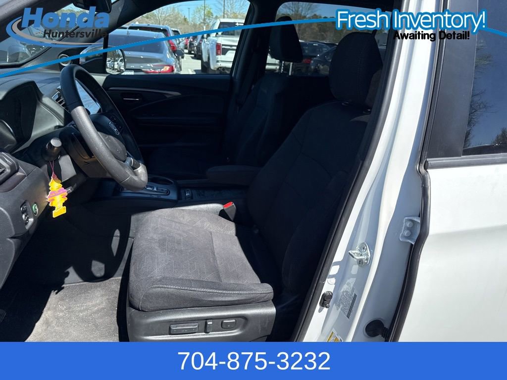 Used 2022 Honda Pilot Sport image 17
