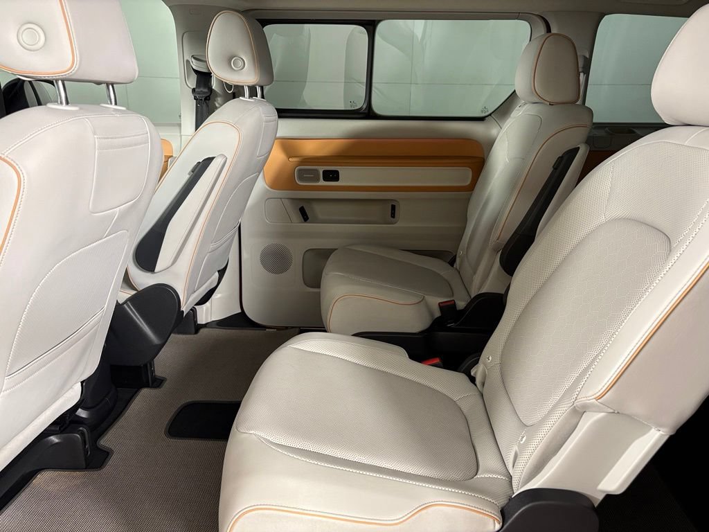 Used 2025 Volkswagen ID. Buzz 1st Edition AWD/4WD image 35