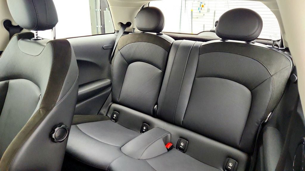 Used 2021 MINI Cooper SE w/ 6.5" Touchscreen Package image 21