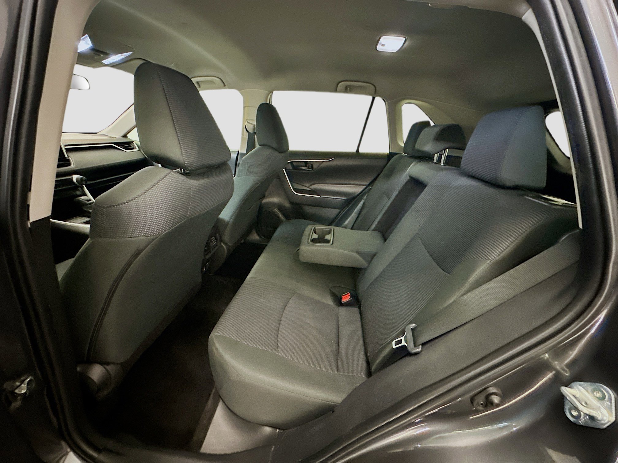 Used 2024 Toyota RAV4 LE image 28