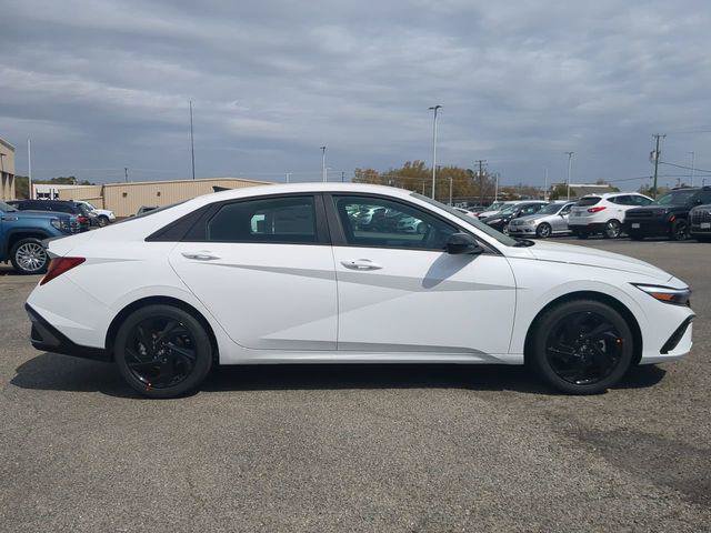 New 2026 Hyundai Elantra Sport FWD image 3