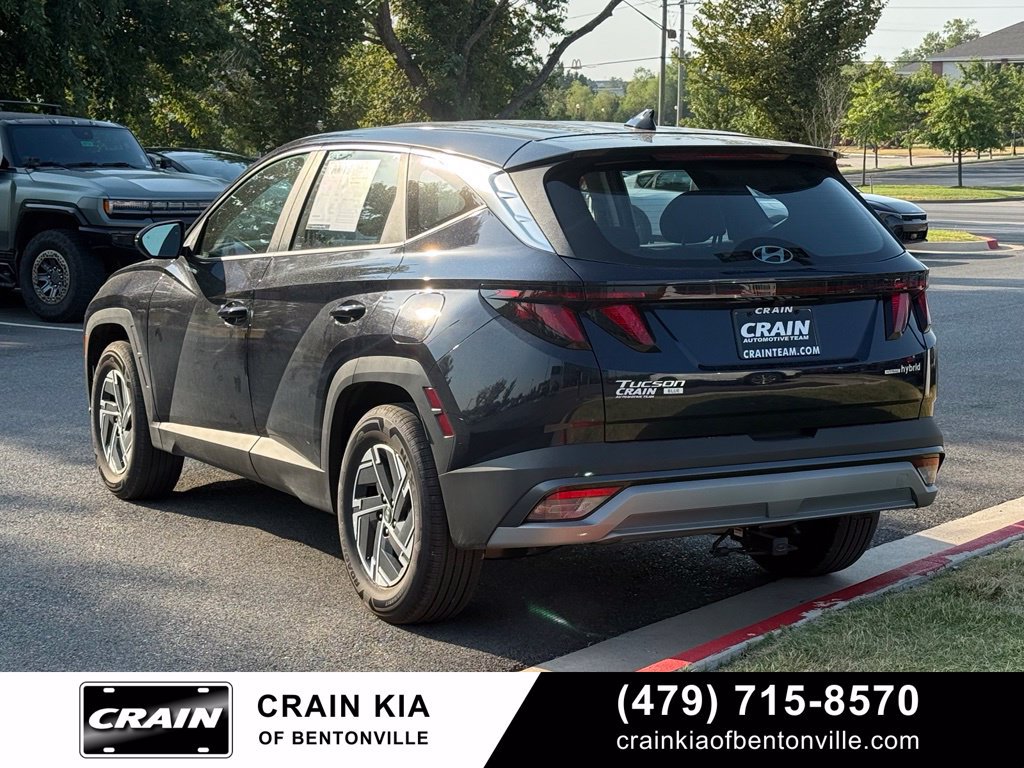 Used 2026 Hyundai Tucson Blue SE w/ Tow & Go Package AWD/4WD image 5