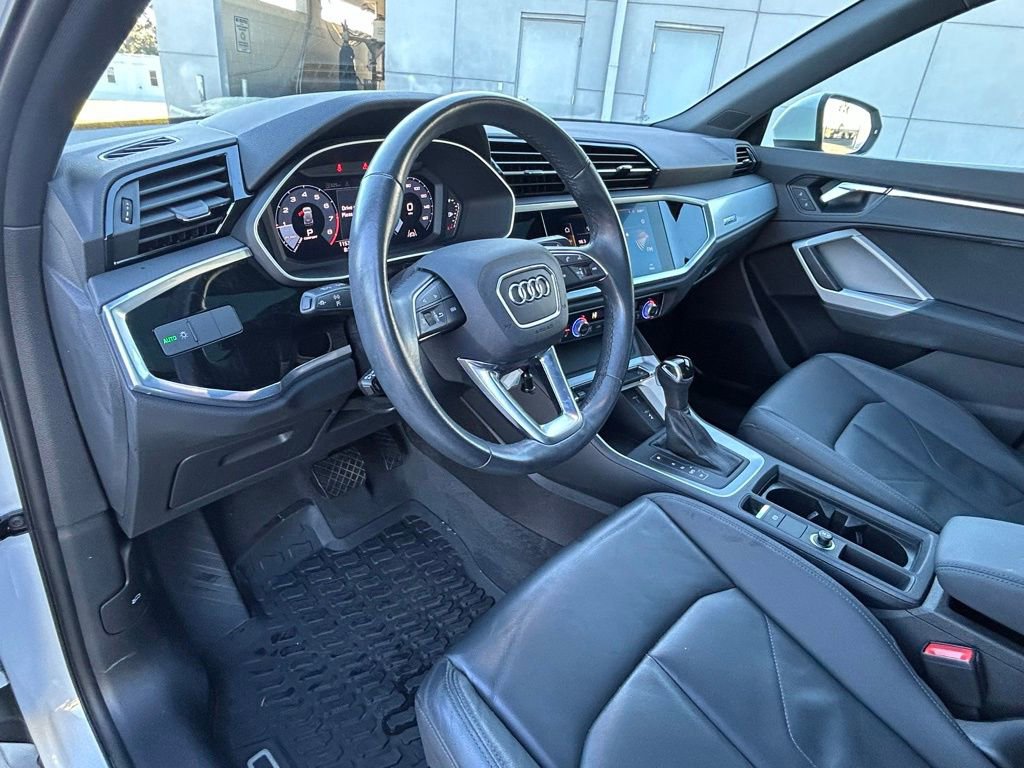 Used 2021 Audi Q3 2.0T Premium image 15
