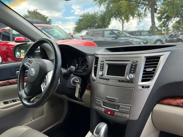 Used 2012 Subaru Outback 3.6R Limited w/ Moonroof Pkg AWD/4WD image 10