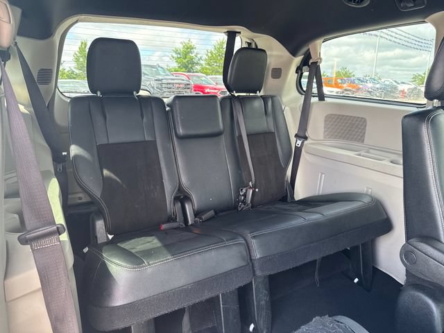 Used 2019 Dodge Grand Caravan SXT FWD image 30
