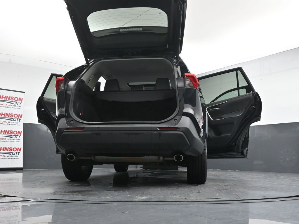 Used 2021 Toyota RAV4 XLE Premium AWD/4WD image 40