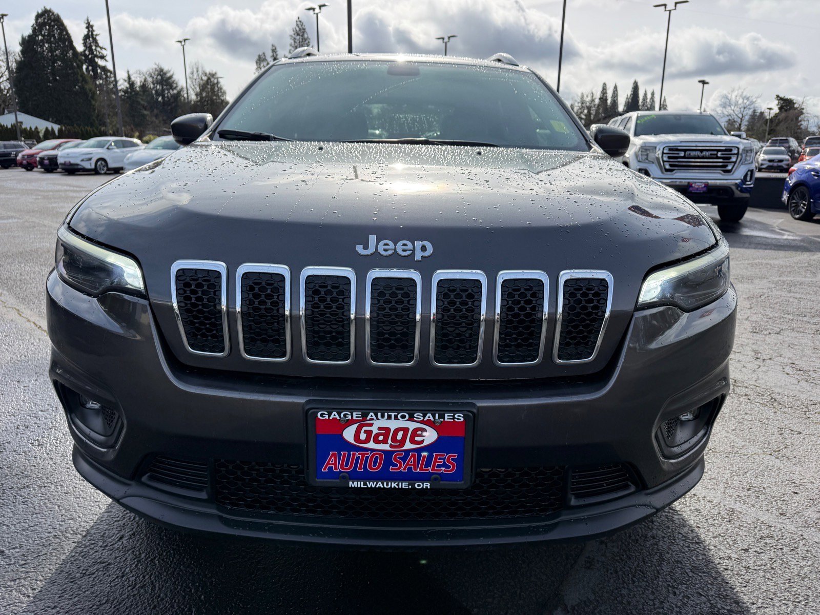 Used 2019 Jeep Cherokee Latitude Plus w/ Comfort/Convenience Group image 16
